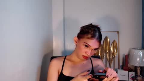 Snapshot of marryme_leixx chatting on May 2026 07:15:01 AM LEIXX online show from May 2026 07:15:01 AM