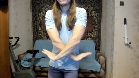 Snapshot of marryplz chatting on December 2024 04:04:01 PM Alan online show from December 2024 04:04:01 PM