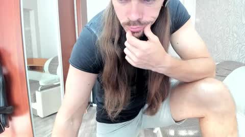 Snapshot of marryplz chatting on September 2025 02:03:02 AM Alan online show from September 2025 02:03:02 AM