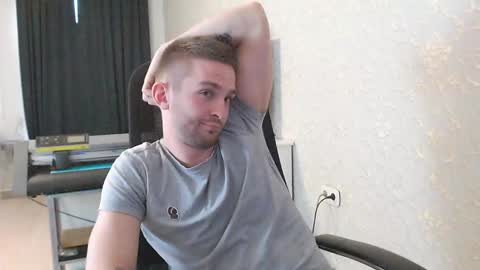 Snapshot of marselle_looker chatting on January 2025 08:57:02 AM Marselle online show from January 2025 08:57:02 AM