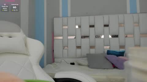 Mar Smith online show from November 2025 03:29:02 AM