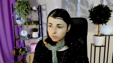 martaedams online show from May 2026 06:32:01 AM