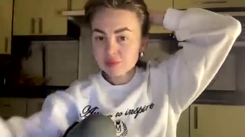 Marta online show from April 2026 09:08:02 PM