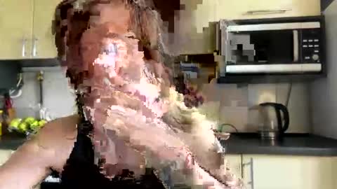 Snapshot of martaluna_ chatting on May 2026 10:42:02 AM Marta online show from May 2026 10:42:02 AM