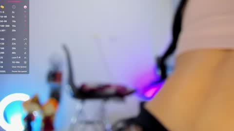 Snapshot of martiina_0 chatting on October 2025 07:45:01 AM wendy online show from October 2025 07:45:01 AM