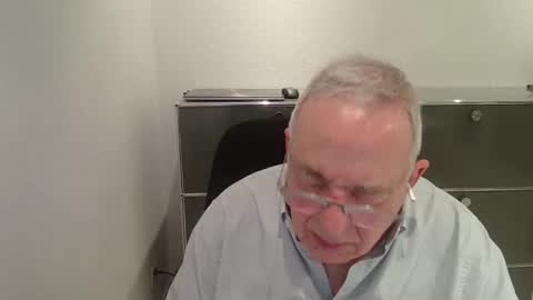 martin_1947 online show from February 2026 09:27:01 PM