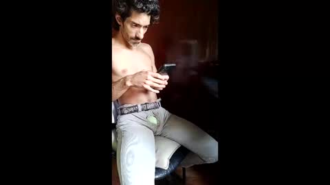 Snapshot of martin_cba chatting on January 2026 09:06:02 PM Martincba online show from January 2026 09:06:02 PM