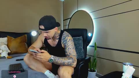 ONLYFANS Sotoandres   modelo independiente online show from December 2025 12:40:01 AM