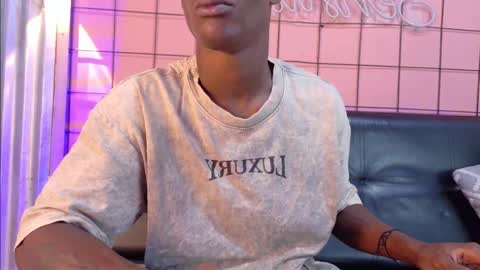 Martin online show from November 2025 01:17:01 AM