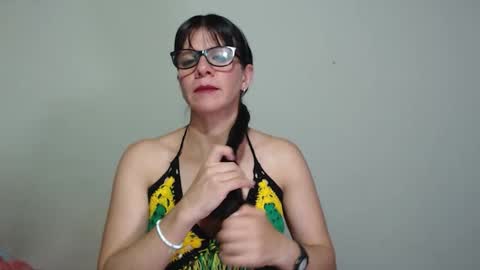 Snapshot of martina_27__ chatting on October 2025 01:28:02 AM martina_27__ online show from October 2025 01:28:02 AM