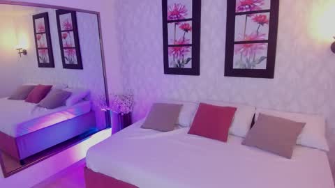 Snapshot of martina_adams chatting on December 2025 12:14:02 PM mari online show from December 2025 12:14:02 PM