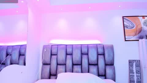 Martina online show from October 2025 01:14:01 PM