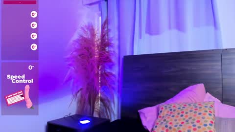 Snapshot of martina_miiller chatting on February 2025 12:43:02 PM martina mIIler online show from February 2025 12:43:02 PM