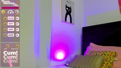 Snapshot of martina_miiller chatting on February 2025 01:21:02 PM martina mIIler online show from February 2025 01:21:02 PM