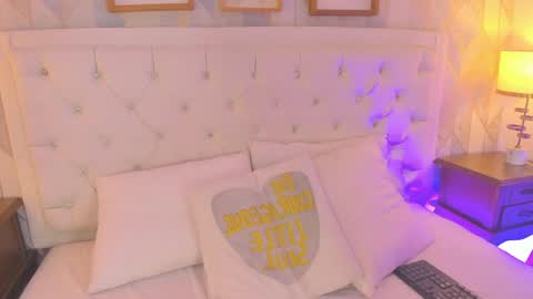 Martina online show from April 2026 12:09:02 PM