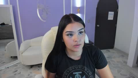 Snapshot of martina_saenz1 chatting on January 2025 01:10:01 AM Martina online show from January 2025 01:10:01 AM