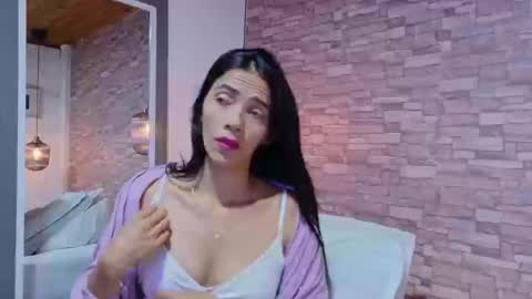 Martina online show from March 2026 02:42:02 PM