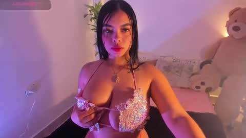 Snapshot of martinabianchi chatting on December 2024 10:05:02 AM martina Bianchi online show from December 2024 10:05:02 AM