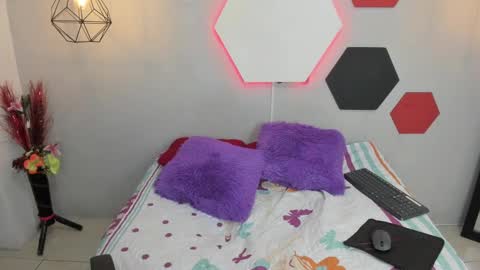 Martina online show from December 2024 08:22:01 AM