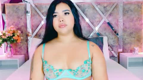 Martina Garcia online show from October 2025 06:30:01 PM