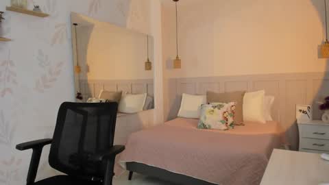 Martina  online show from February 2026 01:48:01 AM