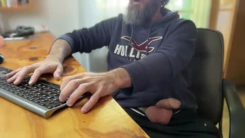 Snapshot of martincito22xl chatting on November 2025 01:12:02 PM Martincito online show from November 2025 01:12:02 PM