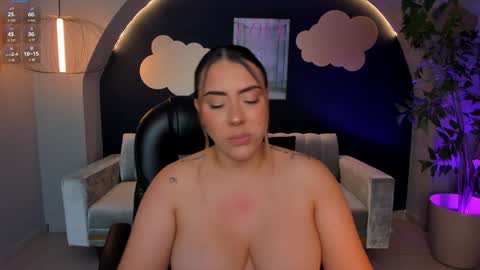 Martinna Bonnet online show from February 2025 04:31:01 PM