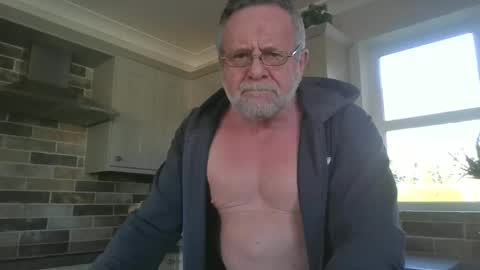 Snapshot of martinrgbxxxx chatting on February 2025 02:34:02 PM martinrgbxxxx online show from February 2025 02:34:02 PM