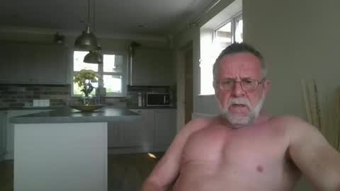 martinrgbxxxx online show from April 2026 09:40:02 AM
