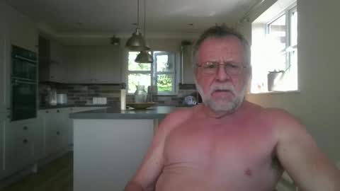 martinrgbxxxx online show from May 2026 08:40:02 AM
