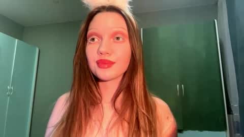 Emily online show from October 2025 08:42:01 PM