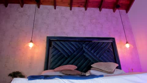 Snapshot of marttina_ruiz chatting on January 2025 12:22:01 AM Martina online show from January 2025 12:22:01 AM