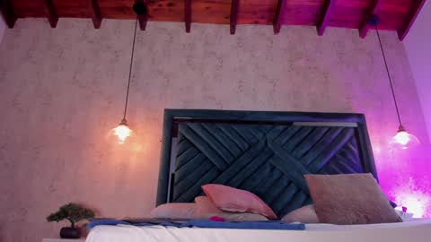 Snapshot of marttina_ruiz chatting on February 2025 11:15:02 PM Martina online show from February 2025 11:15:02 PM