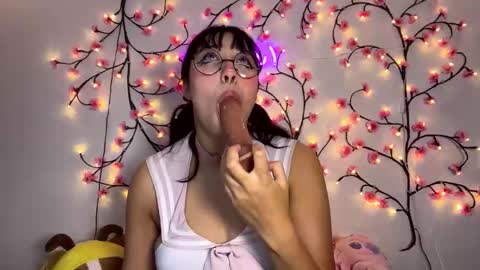 Maru online show from October 2025 02:31:01 AM