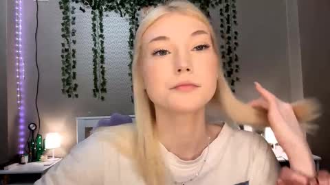 Lisa online show from January 2026 05:28:02 PM