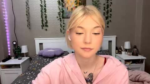 Lisa online show from February 2026 02:10:02 PM