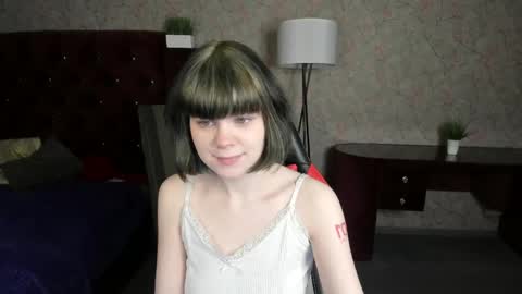 Snapshot of mary_backerr chatting on May 2026 01:27:02 PM Mary online show from May 2026 01:27:02 PM