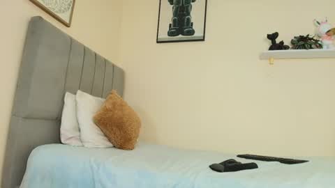 mary_cute9 online show from June 2026 12:06:02 PM