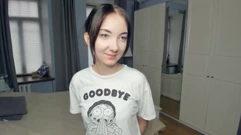 Snapshot of mary_loky chatting on December 2025 08:32:02 AM Mary online show from December 2025 08:32:02 AM