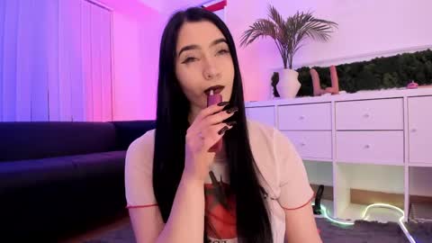 Mary online show from May 2026 06:44:01 AM