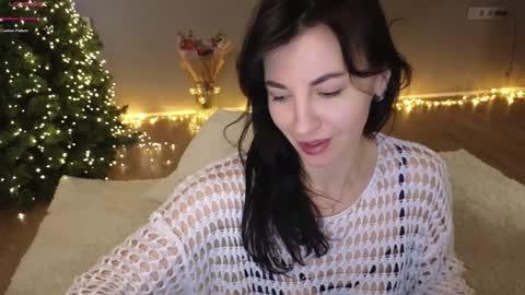 Snapshot of mary_love16 chatting on December 2024 09:11:01 AM Maria online show from December 2024 09:11:01 AM