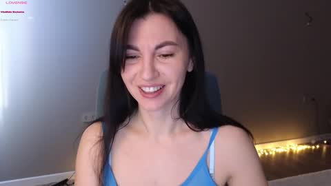 Snapshot of mary_love16 chatting on February 2025 06:59:02 AM Maria online show from February 2025 06:59:02 AM