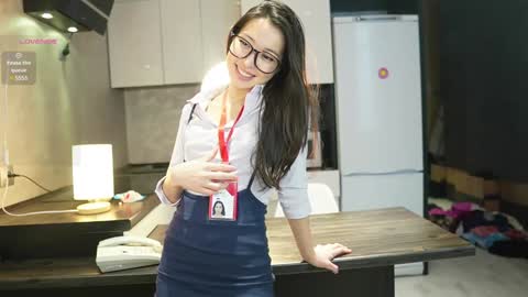 Snapshot of mary_shiota chatting on December 2024 04:52:01 AM HelIo Everyone Im MaryWelcome to my room and lets have a good time together with me online show from December 2024 04:52:01 AM