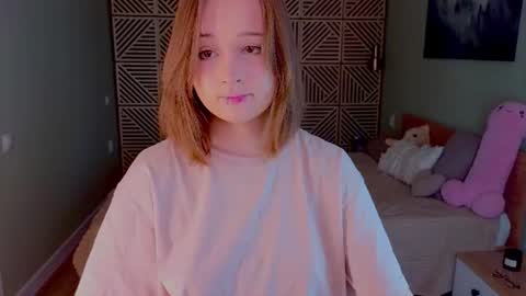 Ur Mary online show from June 2026 04:33:01 AM