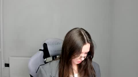 Alice online show from May 2026 07:04:01 AM