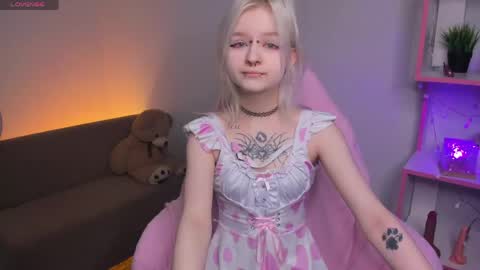 Mary online show from May 2026 01:00:02 AM
