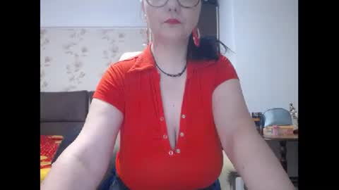 Snapshot of mary_x chatting on February 2025 03:54:02 AM Mary online show from February 2025 03:54:02 AM