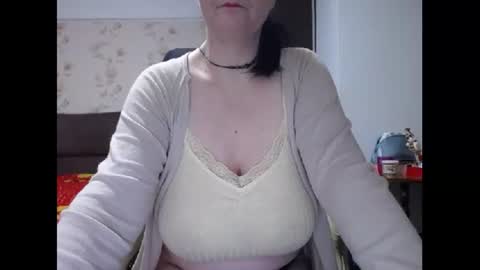 Snapshot of mary_x chatting on February 2025 10:05:01 AM Mary online show from February 2025 10:05:01 AM