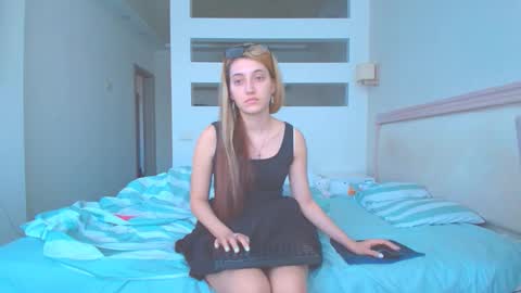 marya442004 online show from November 2025 05:42:01 AM