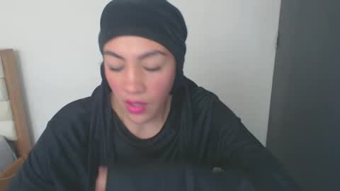 Snapshot of maryam_arabicmilk chatting on January 2025 03:34:01 PM maryam_arabicmilk online show from January 2025 03:34:01 PM